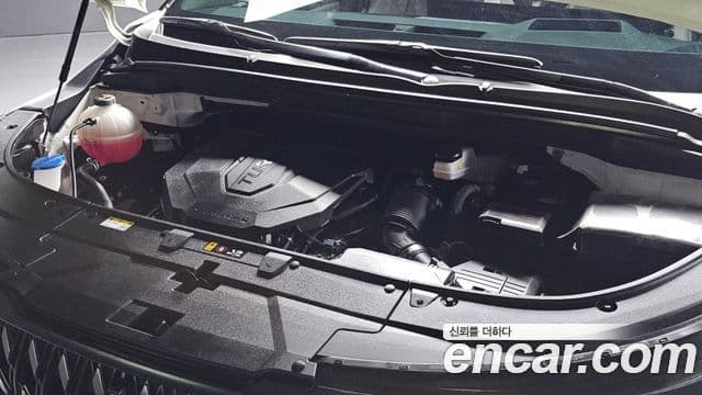 Kia Carnival 2024 — Şəkil 9/34
