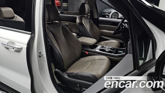 Kia Carnival 2024 — Şəkil 21/34
