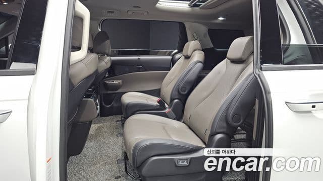 Kia Carnival 2024 — Şəkil 3/34