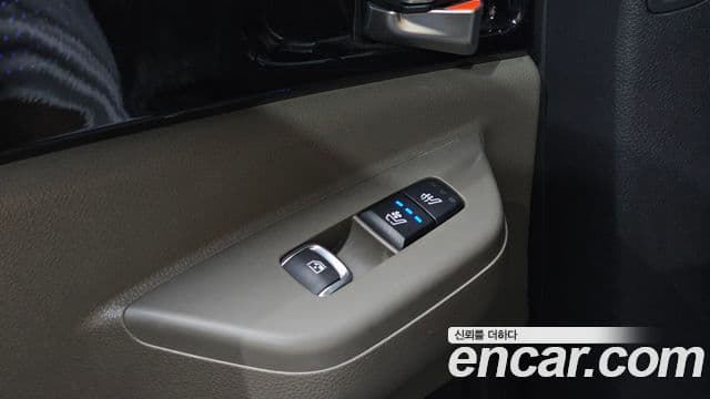 Kia Carnival 2024 — Şəkil 30/34
