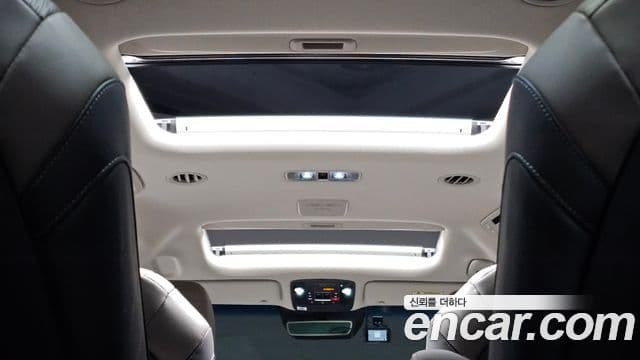 Kia Carnival 2024 — Şəkil 24/34