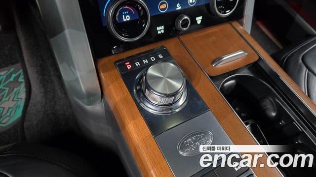Land Rover Range Rover 2018 — Фото 9/20