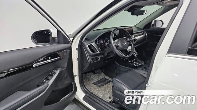 Kia Seltos 2020 — Şəkil 11/20