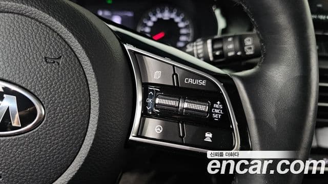 Kia Seltos 2020 — Şəkil 18/20