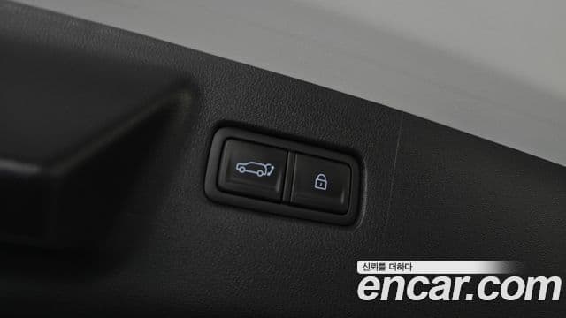 Hyundai Santa Fe 2024 — фото 20 из 20