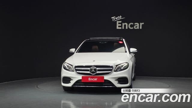 Mercedes-Benz E-Class 2020 — ფოტო 3/20