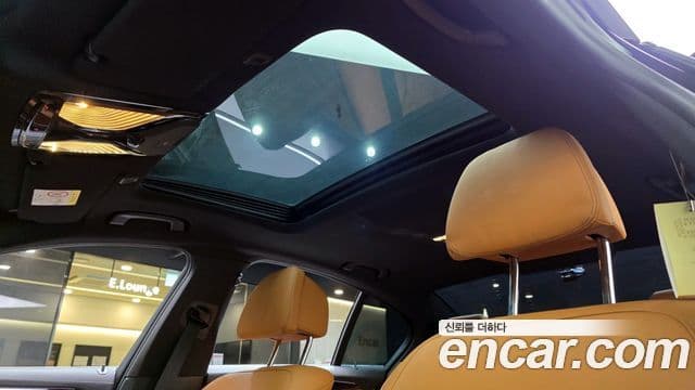 BMW 5 Series 2020 — Şəkil 18/20