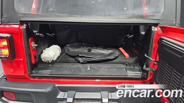 Jeep Wrangler 2019 — Şəkil 20/20