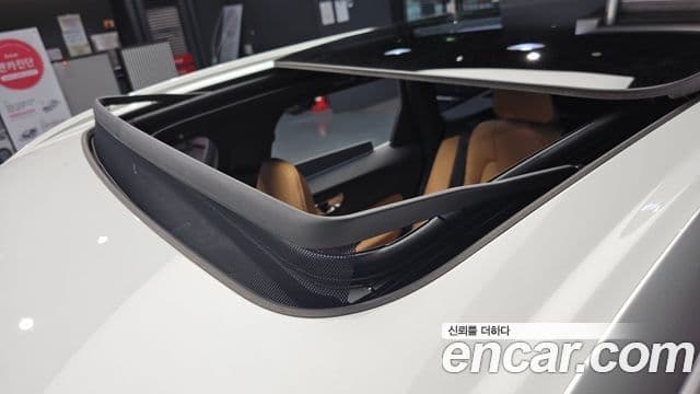 Volvo XC60 2024 — ფოტო 18/20