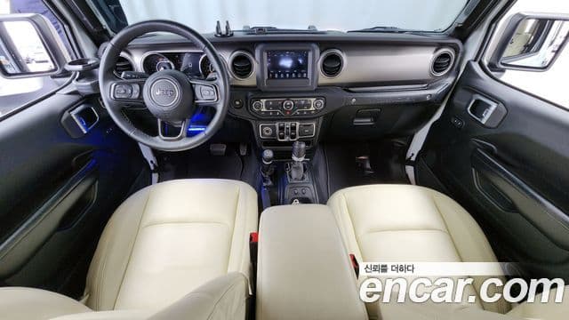 Jeep Wrangler 2019 — ფოტო 9/20