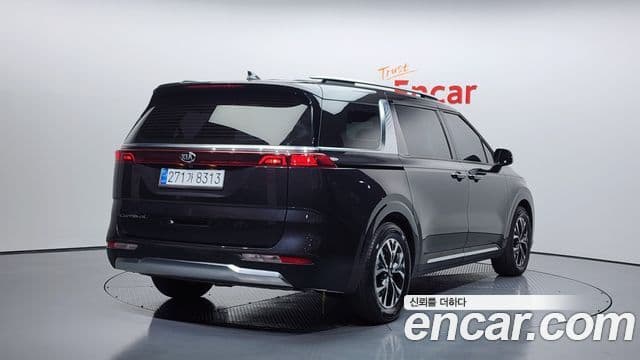 Kia Carnival 2020 — Фото 2/20