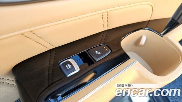 Kia Sorento 2020 — ფოტო 19/20