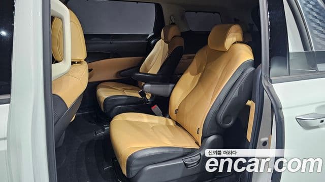Kia Carnival 2020 — Şəkil 12/20