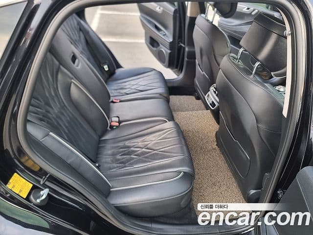 Genesis Electrified G80 2021 — ფოტო 14/19