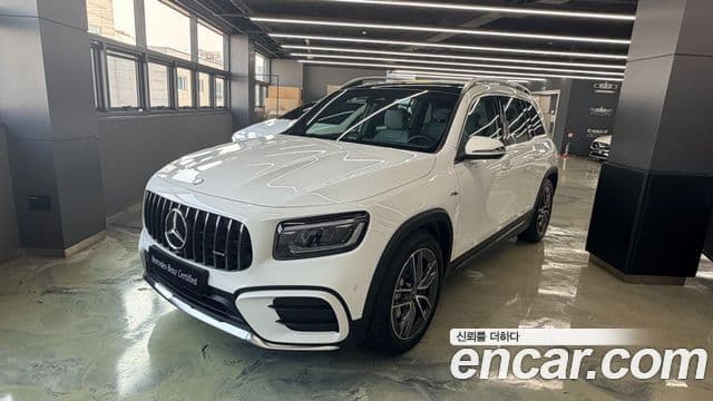 Mercedes-Benz GLB-Class 2025 — ფოტო 1/12