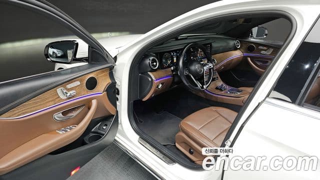 Mercedes-Benz E-Class 2021 — Şəkil 11/20