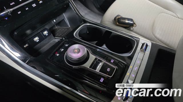 Kia Carnival 2022 — Şəkil 9/20