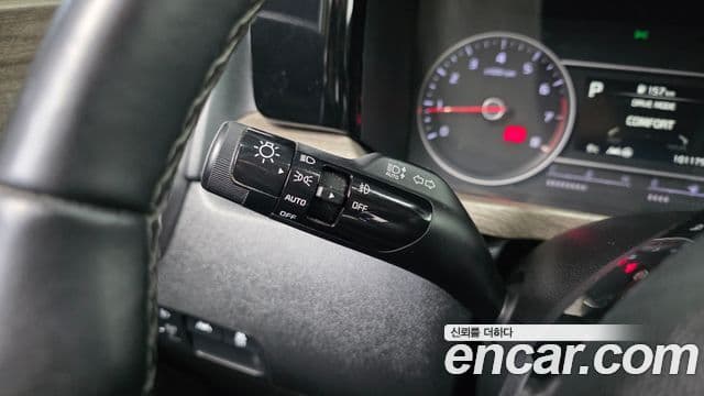 Kia Sorento 2022 — ფოტო 18/20
