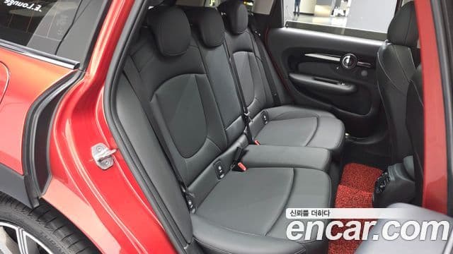 Mini Cooper S Clubman 2023 — Şəkil 12/20