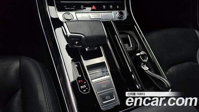 Audi Q7 2021 — фото 9 из 20
