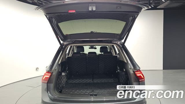 Volkswagen Tiguan Allspace 2022 — фото 19 из 20