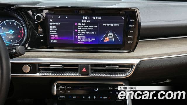 Kia K5 2021 — фото 14 из 20