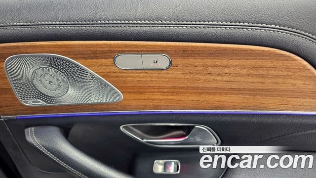 Mercedes-Benz GLE-Class 2019 — ფოტო 18/20