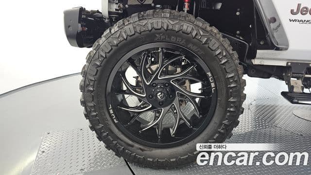 Jeep Wrangler 2020 — фото 5 из 20