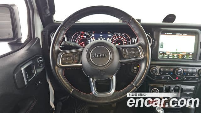 Jeep Wrangler 2020 — Şəkil 13/20