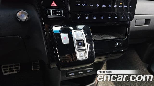 Hyundai Staria 2021 — Şəkil 9/20