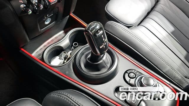 Mini Cooper S Countryman 2023 — фото 9 из 20