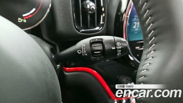 Mini Cooper S Countryman 2023 — фото 18 из 20