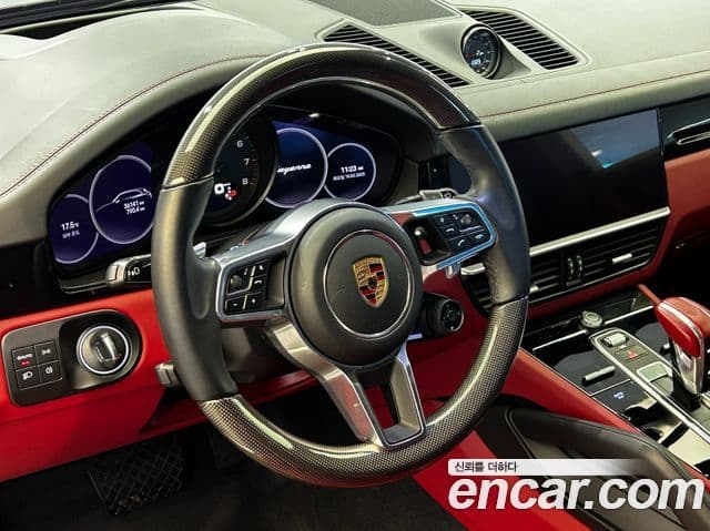 Porsche Cayenne 2022 — Şəkil 13/20