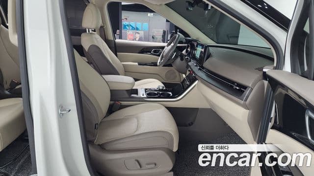 Kia Carnival 2022 — Şəkil 11/20