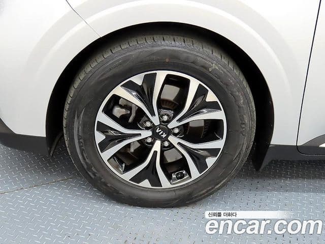 Kia Carnival 2020 — ფოტო 20/20