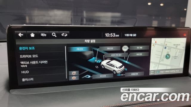 Genesis GV70 2021 — ფოტო 16/20