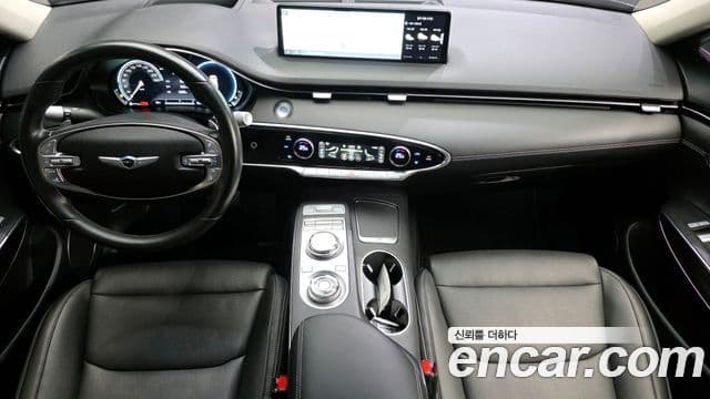 Genesis GV70 2021 — ფოტო 7/20