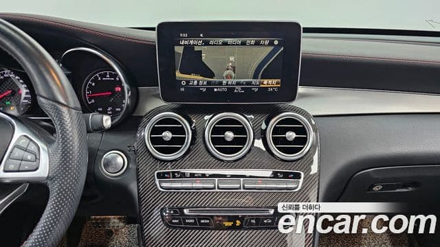 Mercedes-Benz GLC-Class 2018 — ფოტო 17/20