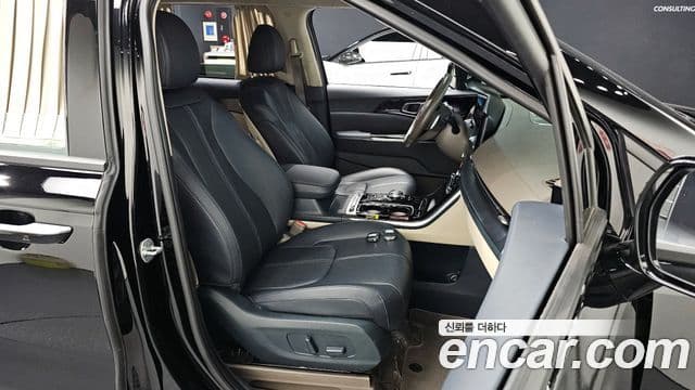 Kia Carnival 2021 — Şəkil 8/19