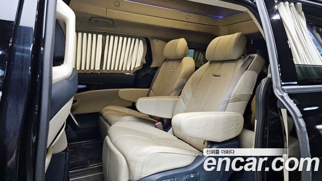Kia Carnival 2021 — Şəkil 11/19