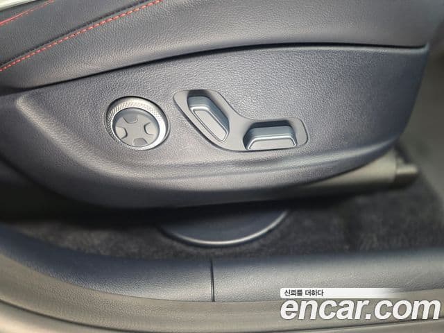 Genesis GV80 Coupe 2025 — ფოტო 12/20