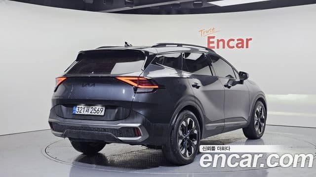 Kia Sportage 2021 — ფოტო 2/20