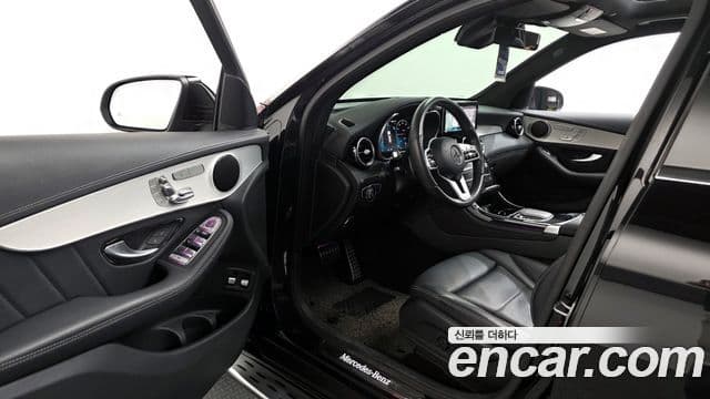 Mercedes-Benz GLC-Class 2022 — Şəkil 8/20