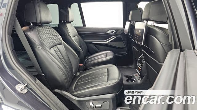 BMW X7 2020 — ფოტო 12/20