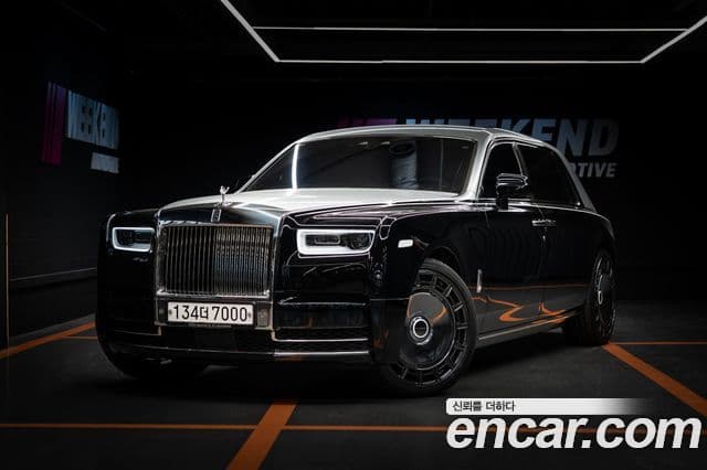 Rolls-Royce Phantom 2018 — Şəkil 9/12