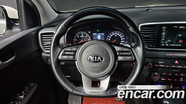 Kia Sportage The Bold 2020 — ფოტო 13/20