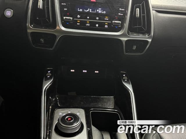Kia Sorento 2020 — Фото 7/18