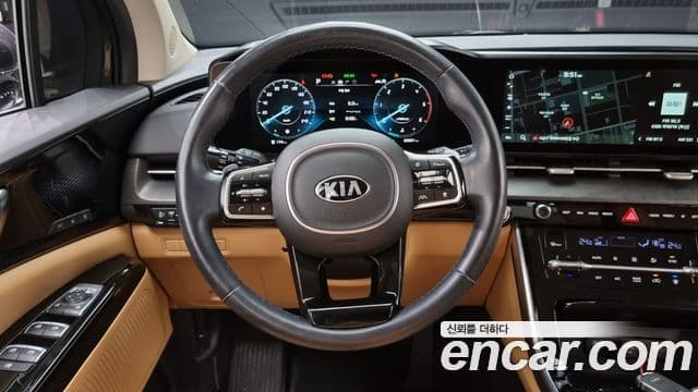 Kia Carnival 2021 — Фото 13/20