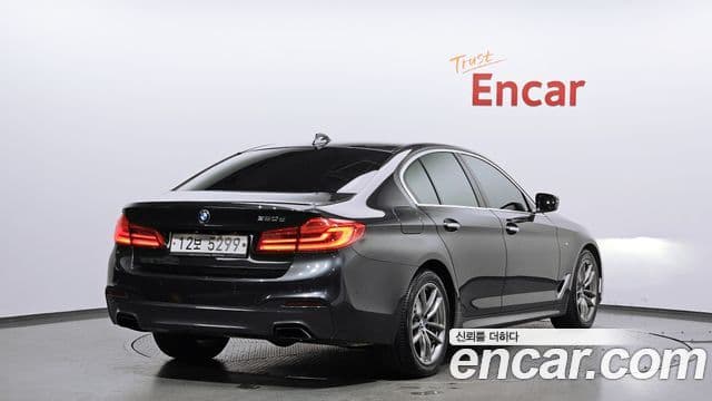 BMW 5 Series 2018 — Şəkil 2/20