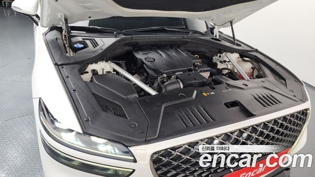 Genesis GV70 2021 — Şəkil 6/20